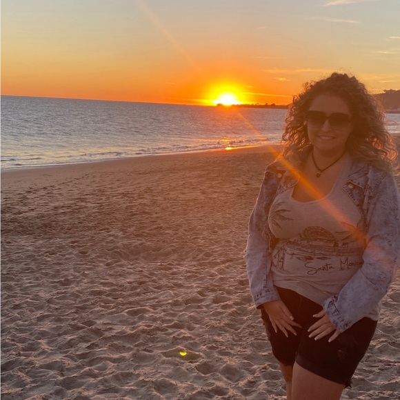 Meet your Posher, Jordan - Picture 2 of 8